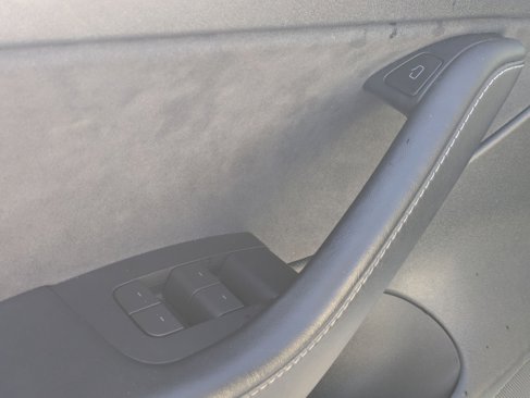 Used 2023 Tesla Model 3 Standard Range image 12