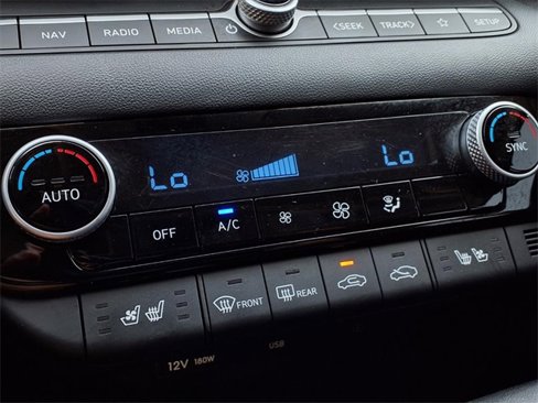 Used 2023 Hyundai Elantra Limited w/ Preferred Accessory Package image 6