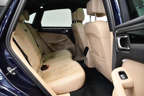 Certified 2021 Porsche Macan image 55
