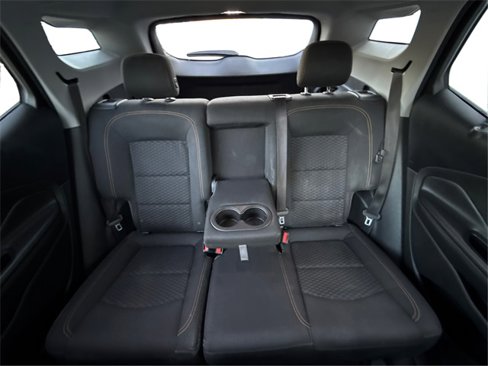 Used 2018 GMC Terrain SLE image 16