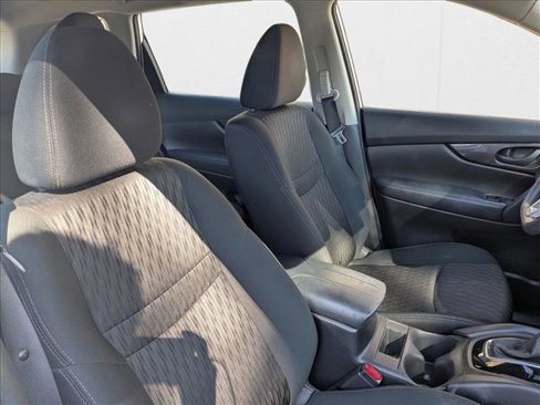 Used 2019 Nissan Rogue S image 15