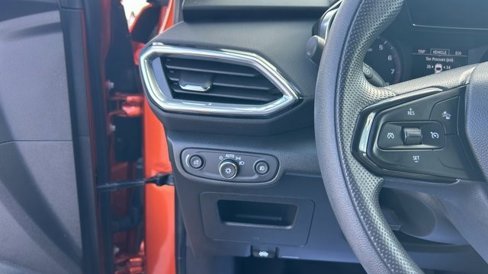 Certified 2023 Chevrolet TrailBlazer LT w/ Convenience Package image 15