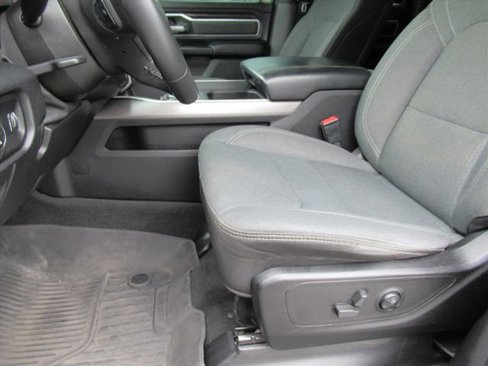 Used 2021 RAM 1500 Big Horn image 17