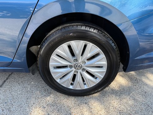 Used 2019 Volkswagen Jetta S w/ Driver Assistance Package image 11