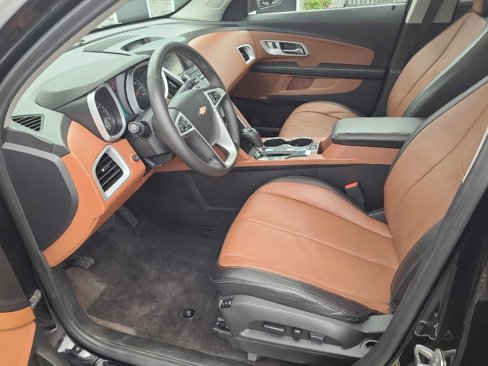 Used 2016 Chevrolet Equinox LTZ w/ Enhanced Convenience Package image 10