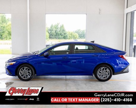 Used 2024 Hyundai Elantra SEL image 4