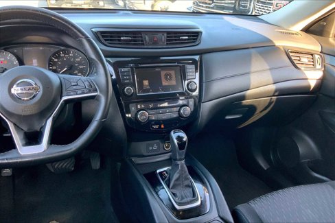 Used 2019 Nissan Rogue SV image 6