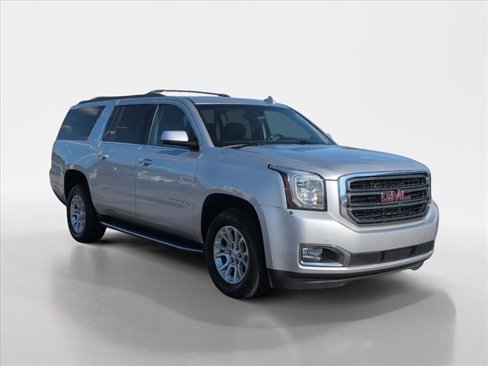 Used 2018 GMC Yukon XL SLT w/ Open Road Package image 2