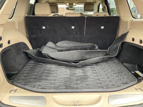 Used 2018 Jeep Grand Cherokee Limited w/ Trailer Tow Group IV image 23