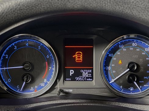 Used 2019 Toyota Corolla LE image 21