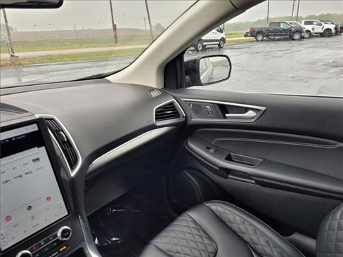 Certified 2022 Ford Edge Titanium image 24