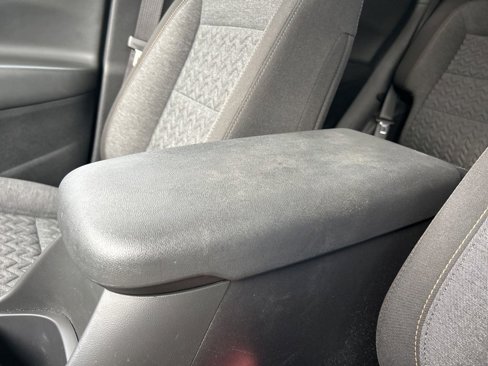 Used 2023 Chevrolet Equinox LT image 31