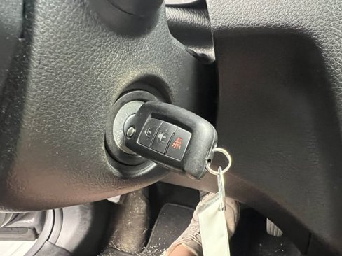 Used 2019 Nissan Rogue Sport S image 20
