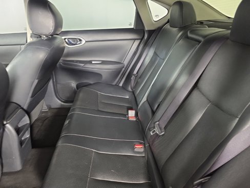 Used 2015 Nissan Sentra SL w/ SL Premium Package image 31