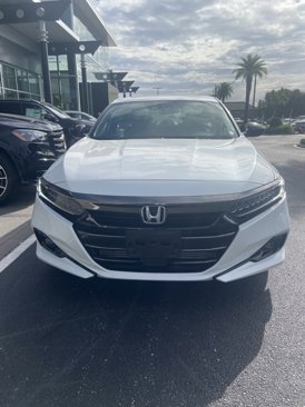 Used 2022 Honda Accord Sport image 2