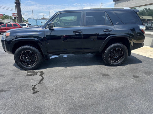 Used 2016 Toyota 4Runner 2WD image 2