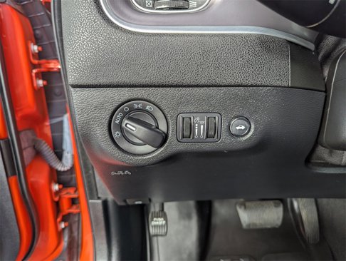 Used 2022 Dodge Charger SXT image 19
