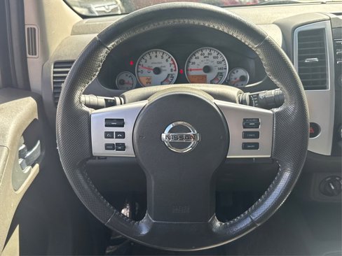 Used 2014 Nissan Frontier PRO-4X image 14