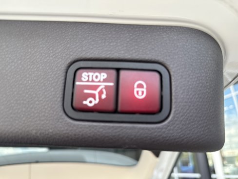 Used 2018 Mercedes-Benz GLE 350 image 10