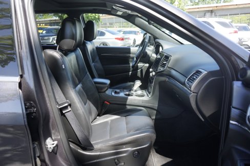 Used 2021 Jeep Grand Cherokee Limited image 17