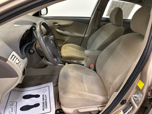 Used 2010 Toyota Corolla LE image 4
