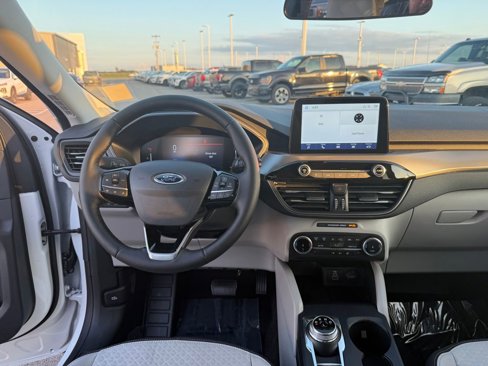 New 2025 Ford Escape Active w/ Cold Weather Package image 31