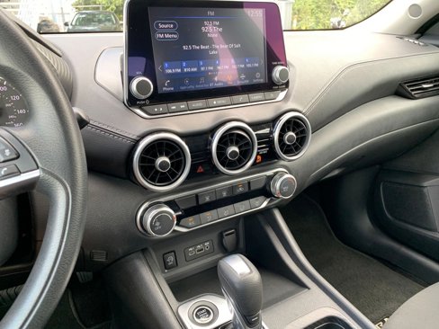 Used 2024 Nissan Sentra SV image 18