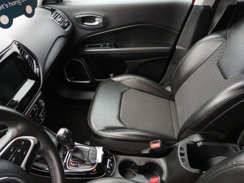 Used 2018 Jeep Compass Latitude w/ Popular Equipment Group image 19