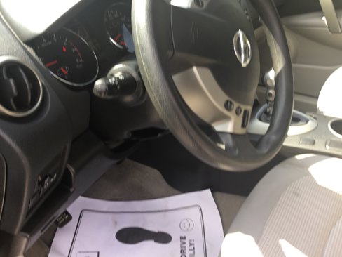 Used 2012 Nissan Rogue SV image 9