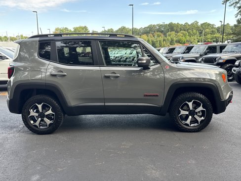 Used 2021 Jeep Renegade Trailhawk w/ Sun & Sound Group image 9