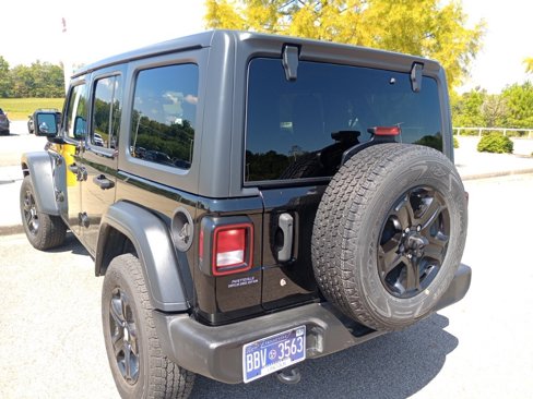 Used 2018 Jeep Wrangler Unlimited Sport S image 7