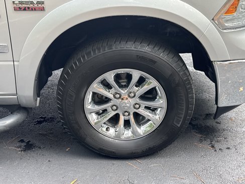 Used 2018 RAM 1500 Laramie w/ Convenience Group image 11