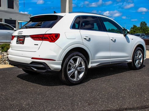 Used 2022 Audi Q3 2.0T Premium w/ Convenience Package image 6