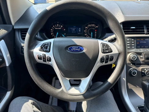 Used 2011 Ford Edge SE image 19