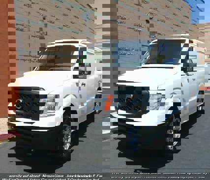 Used 2014 Nissan NV 2500 SV w/ Technology Package image 3