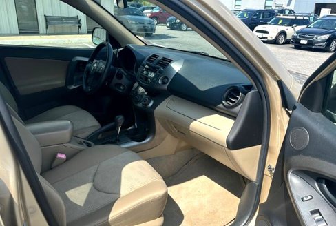 Used 2010 Toyota RAV4 4WD image 11