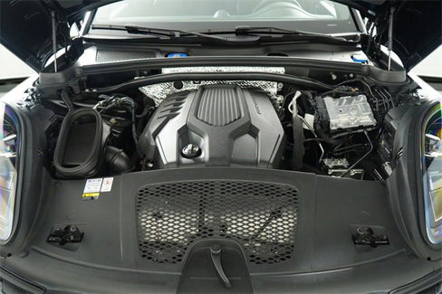 Used 2022 Porsche Macan image 69
