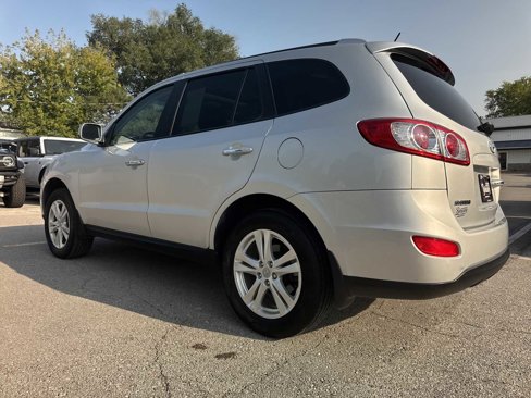 Used 2011 Hyundai Santa Fe Limited image 7
