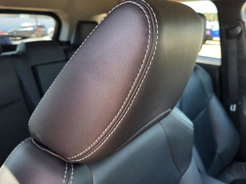 Used 2023 Toyota Corolla Cross XLE image 14