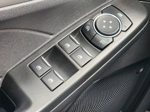 Used 2022 Ford Escape SE w/ SE Sport Appearance Package image 12