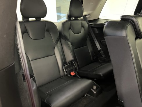 Used 2018 Volvo XC90 T5 Momentum w/ Convenience Package image 39
