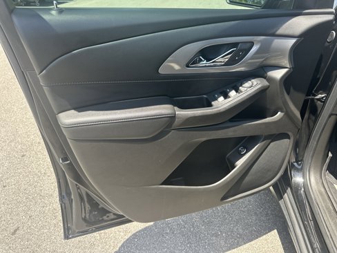 Used 2022 Chevrolet Traverse LT image 14