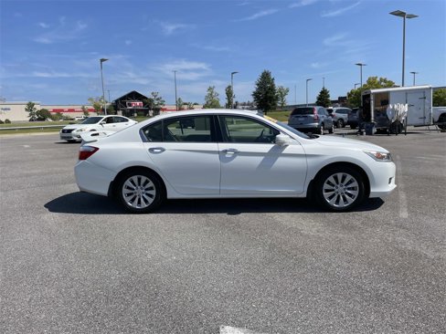 Used 2013 Honda Accord Touring image 2