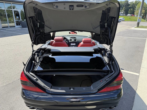 Used 2005 Mercedes-Benz SL 65 AMG image 24