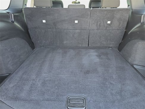 Used 2021 Jeep Grand Cherokee Laredo image 14