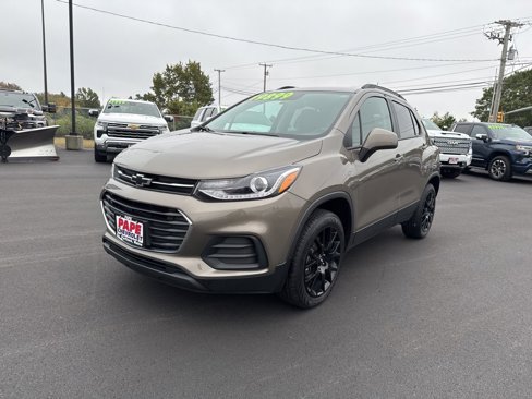 Used 2022 Chevrolet Trax LT w/ Sport Edition image 8