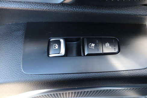 Used 2021 Kia Telluride SX w/ SX Prestige Package image 15