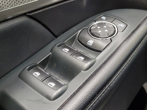 Used 2019 Ford Explorer XLT w/ Equipment Group 201A image 27