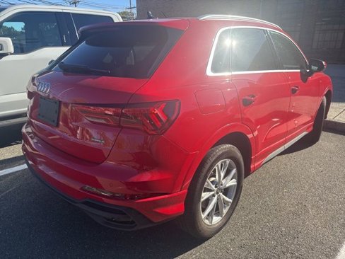 Used 2023 Audi Q3 2.0T Premium image 12