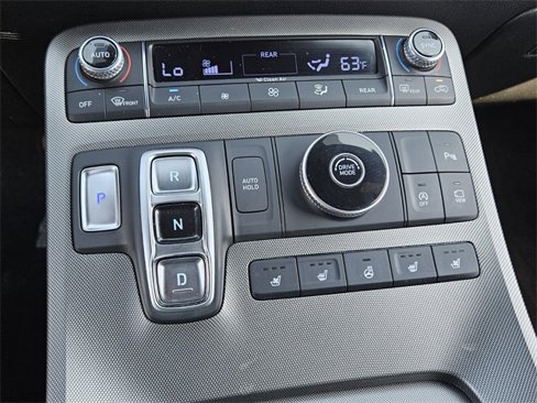 Used 2022 Hyundai Palisade Calligraphy image 23